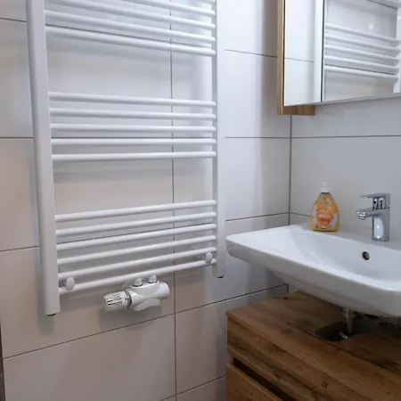 Apartamento Traumhaft Schöne Welt - Stilvolles Mit Küche Und Bad *